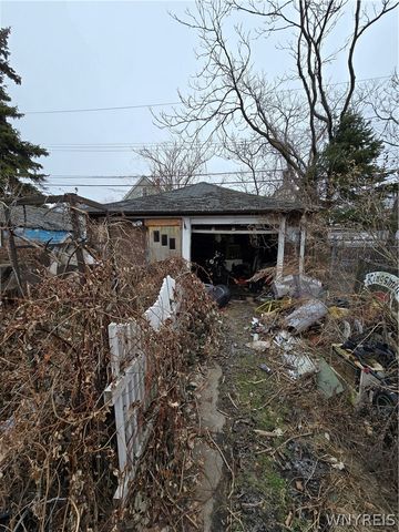 31 Central Avenue, Buffalo, NY 14206