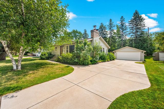 8117 33rd Place N, Crystal, MN 55427