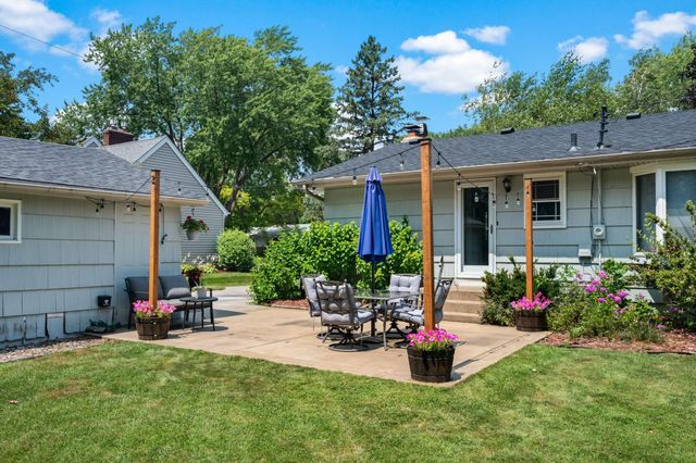 8117 33rd Place N, Crystal, MN 55427