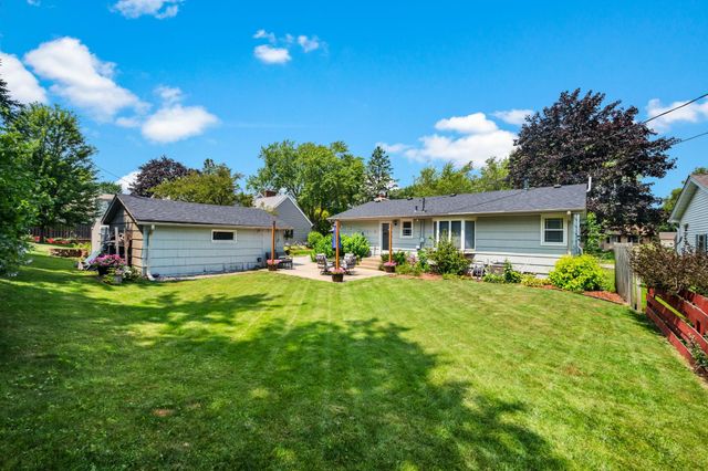 8117 33rd Place N, Crystal, MN 55427