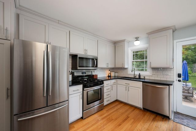 8117 33rd Place N, Crystal, MN 55427