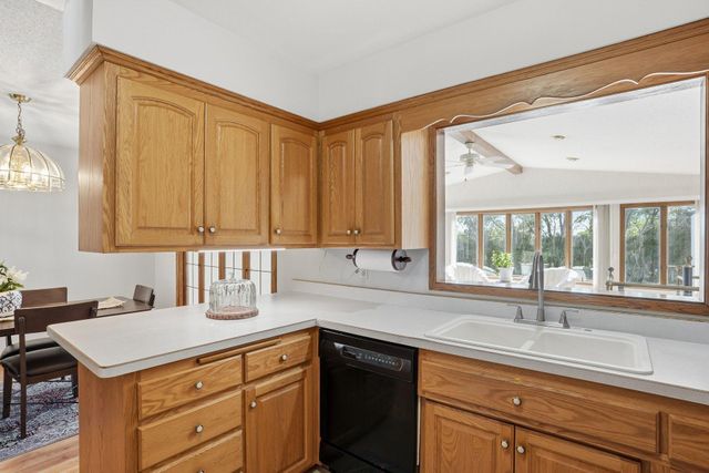 5216 Taylor Street NE, Fridley, MN 55421