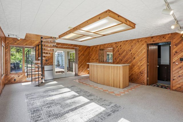 5216 Taylor Street NE, Fridley, MN 55421