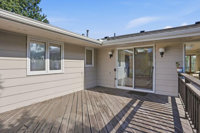 5216 Taylor Street NE, Fridley, MN 55421