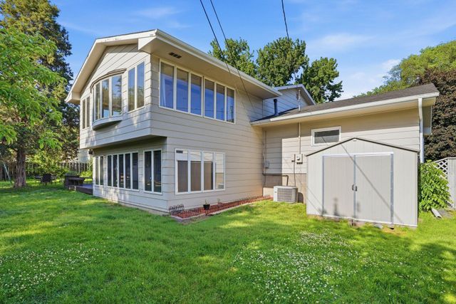 5216 Taylor Street NE, Fridley, MN 55421