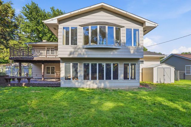 5216 Taylor Street NE, Fridley, MN 55421