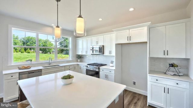 104 DEVONSHIRE TER, Mechanicsburg, PA 17050