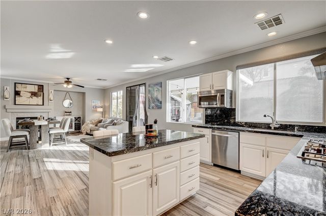 1293 Peppercorn Avenue, Henderson, NV 89012