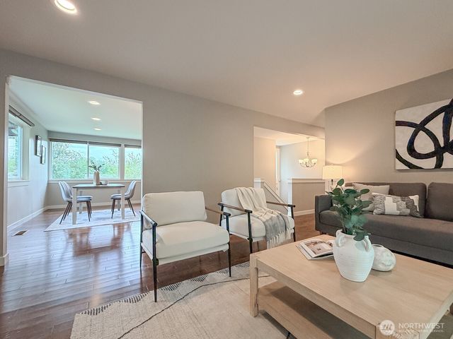 15003 108th Place NE, Bothell, WA 98011