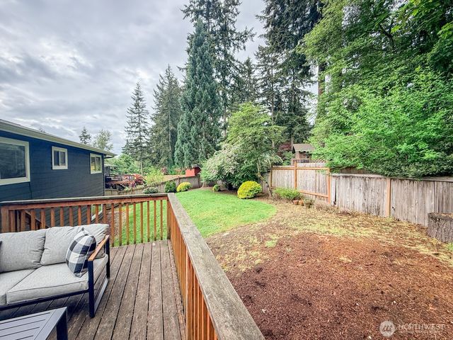 15003 108th Place NE, Bothell, WA 98011