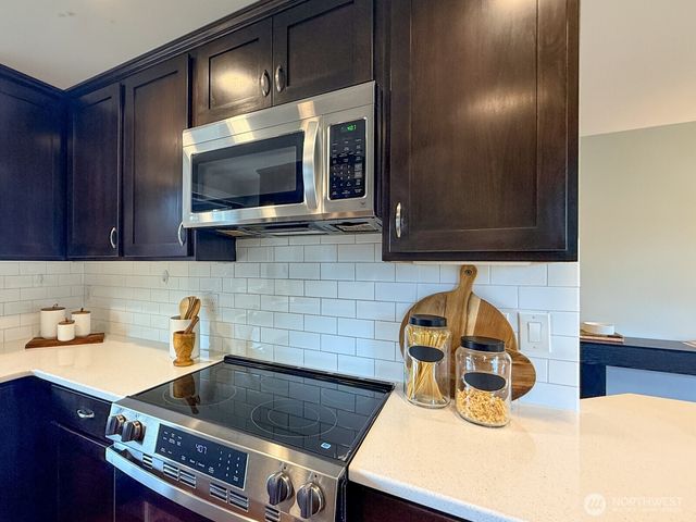 15003 108th Place NE, Bothell, WA 98011