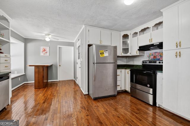 810 Hillside Drive, Gainesville, GA 30501