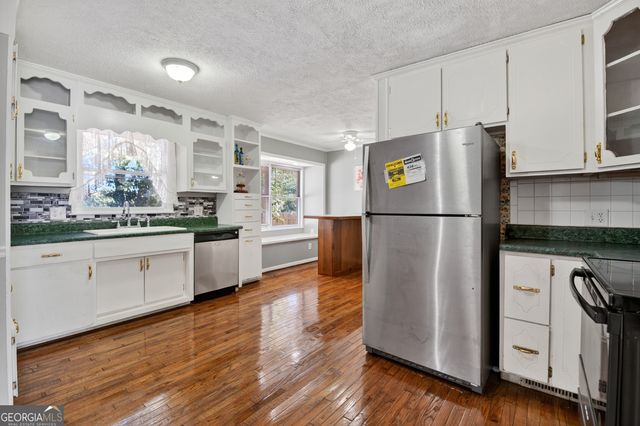 810 Hillside Drive, Gainesville, GA 30501