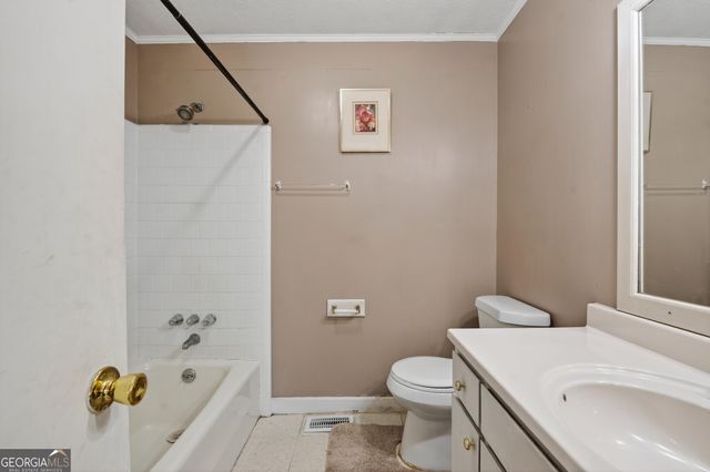 810 Hillside Drive, Gainesville, GA 30501