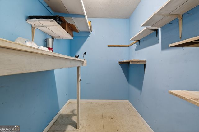 810 Hillside Drive, Gainesville, GA 30501