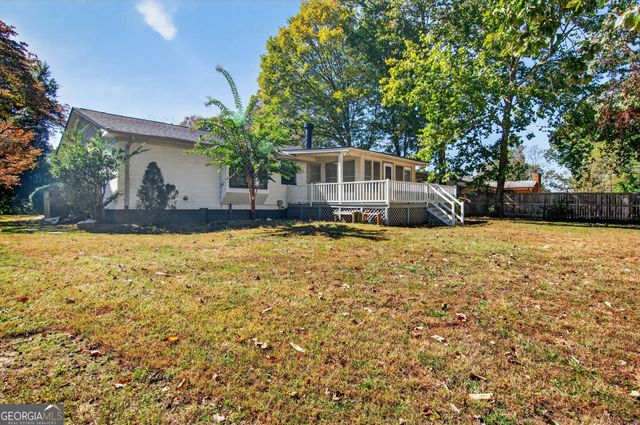 810 Hillside Drive, Gainesville, GA 30501