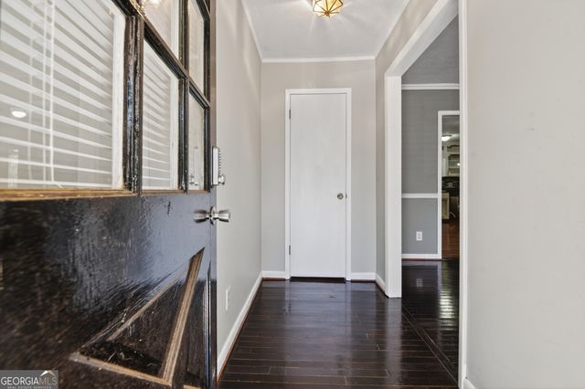 810 Hillside Drive, Gainesville, GA 30501