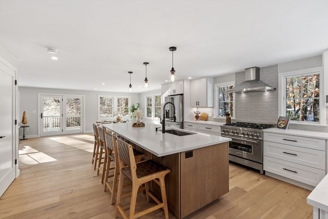 34 Woodcrest Road, Boxford, MA 01921