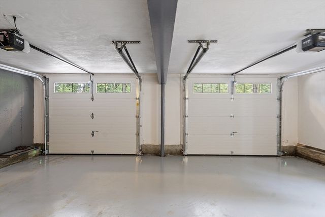 34 Woodcrest Road, Boxford, MA 01921