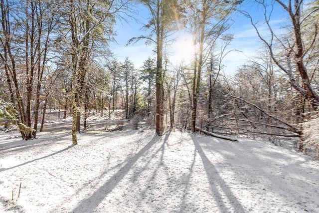 34 Woodcrest Road, Boxford, MA 01921