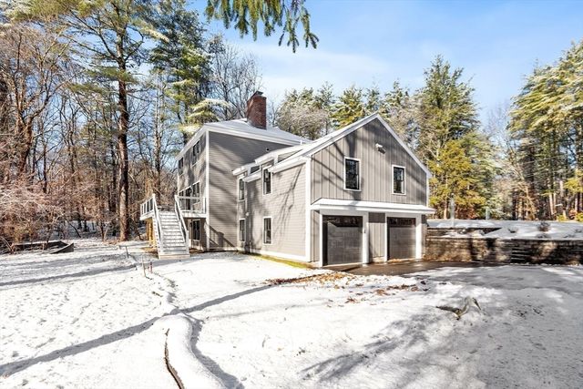 34 Woodcrest Road, Boxford, MA 01921