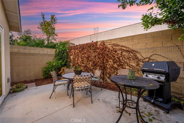 19182 Lindsay Lane, Huntington Beach, CA 92646