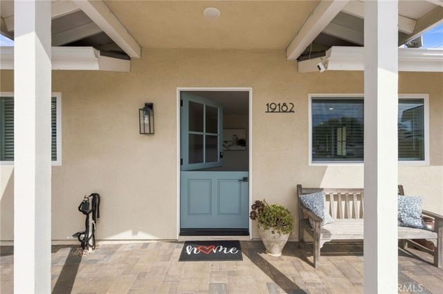19182 Lindsay Lane, Huntington Beach, CA 92646