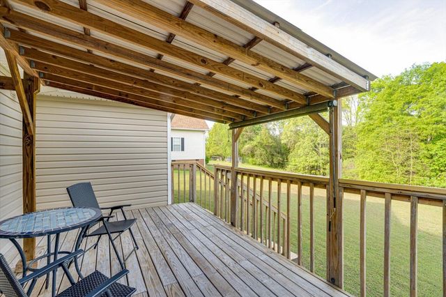 48 J D Drive, Chickamauga, GA 30707