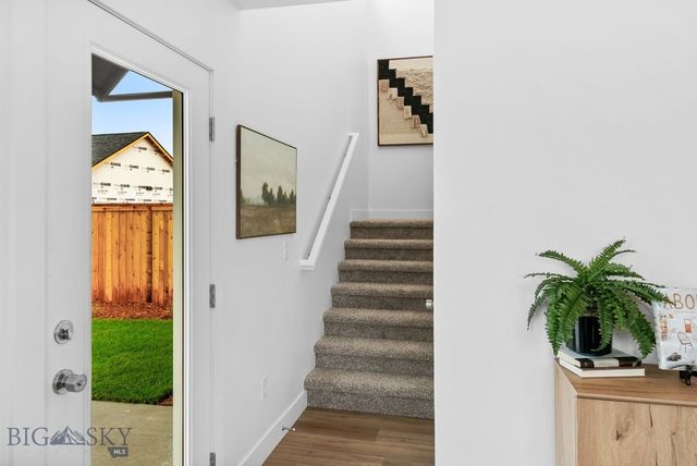 758 Thrice Loop, Belgrade, MT 59714