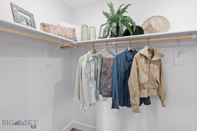 758 Thrice Loop, Belgrade, MT 59714