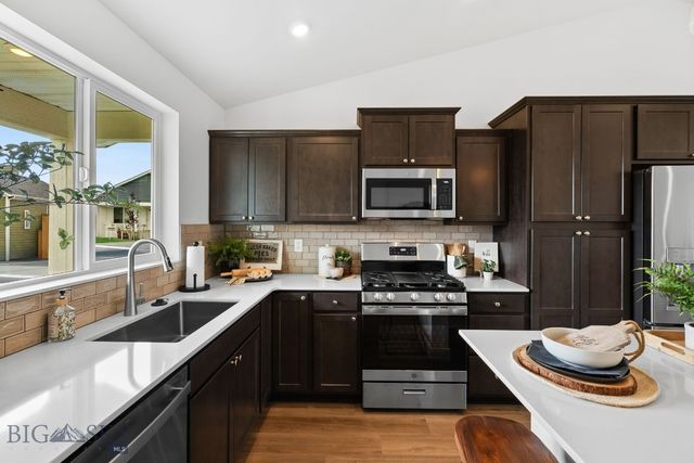 758 Thrice Loop, Belgrade, MT 59714