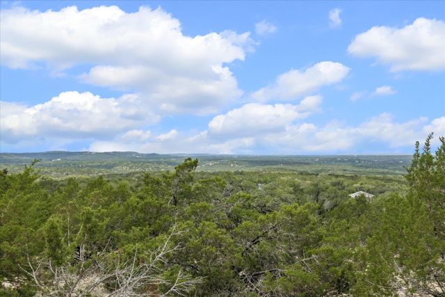 6411 W Fitzhugh RD, Dripping Springs, TX 78620