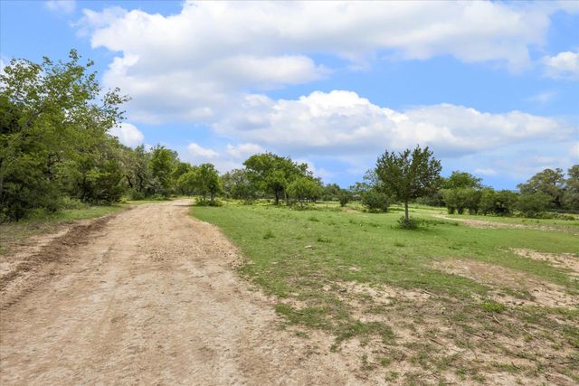 6411 W Fitzhugh RD, Dripping Springs, TX 78620