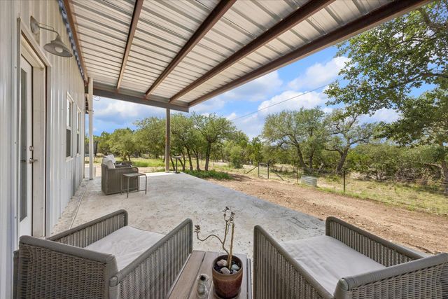 6411 W Fitzhugh RD, Dripping Springs, TX 78620
