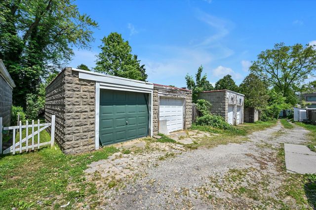 15822 Powells Cove Boulevard, Whitestone, NY 11357