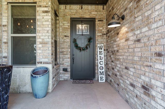 812 Fox Hollow Street, Norman, OK 73069