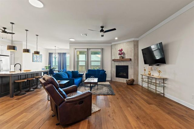 812 Fox Hollow Street, Norman, OK 73069