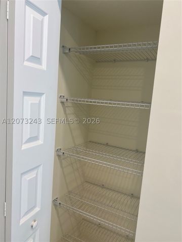 7915 NW 104th Ave 4, Doral, FL 33178