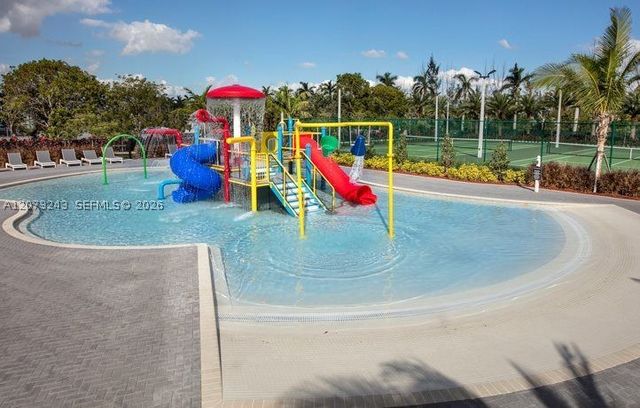 7915 NW 104th Ave 4, Doral, FL 33178