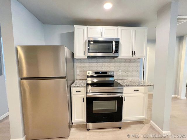 609 E Ward Street, Tahlequah, OK 74464