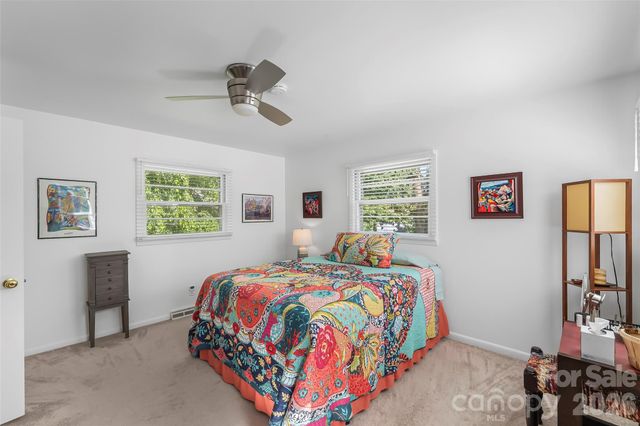 19 Wilburn Road, Asheville, NC 28806