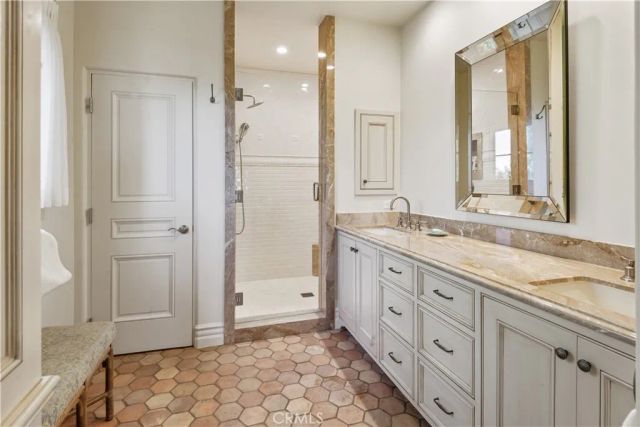 1412 Lower Paseo La Cresta, Palos Verdes Estates, CA 90274