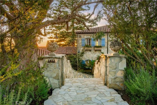 1412 Lower Paseo La Cresta, Palos Verdes Estates, CA 90274