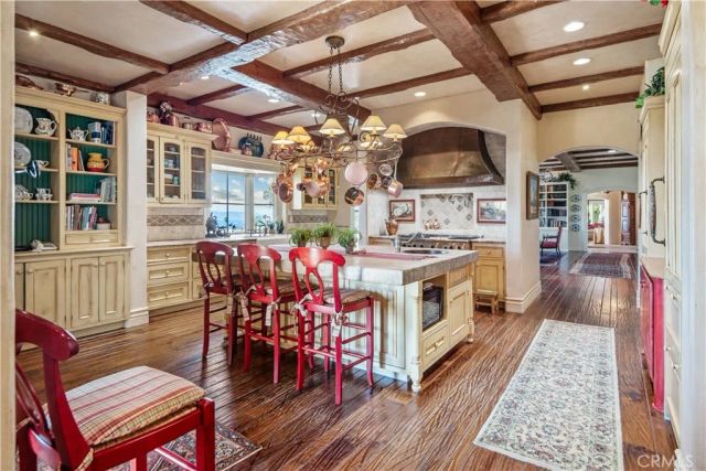 1412 Lower Paseo La Cresta, Palos Verdes Estates, CA 90274