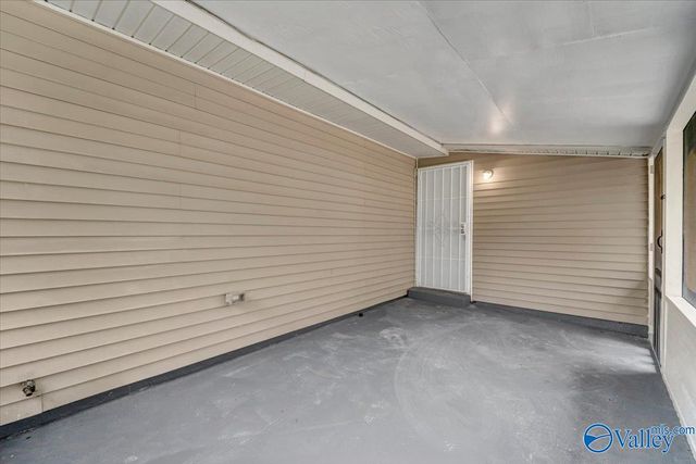 4802 Cottonwood Drive NW, Huntsville, AL 35810