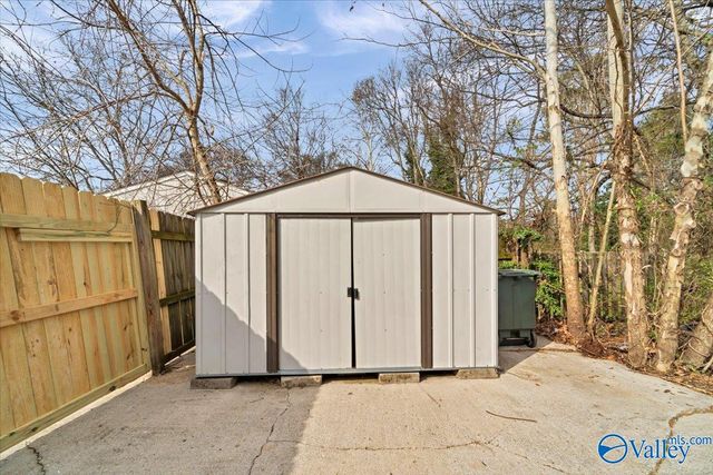 4802 Cottonwood Drive NW, Huntsville, AL 35810