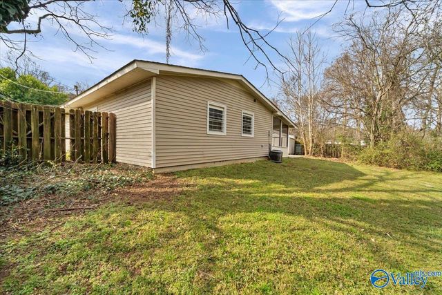 4802 Cottonwood Drive NW, Huntsville, AL 35810