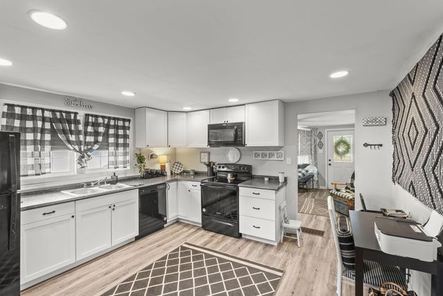 806 5th Avenue, Frankfort, KY 40601