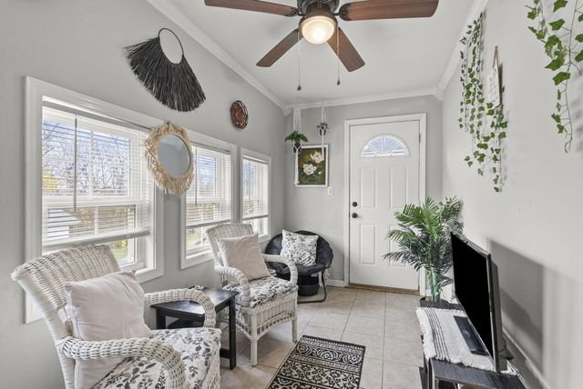 806 5th Avenue, Frankfort, KY 40601