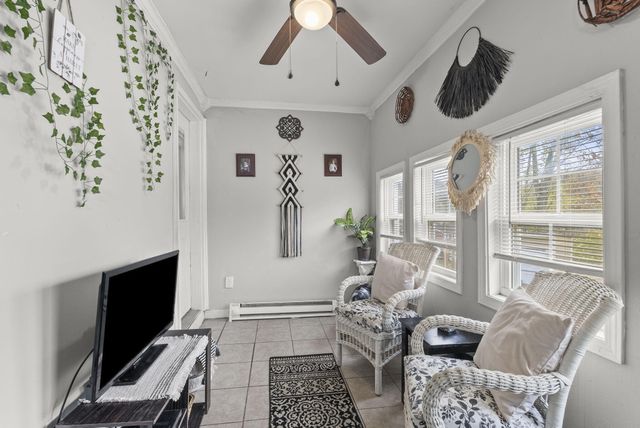 806 5th Avenue, Frankfort, KY 40601